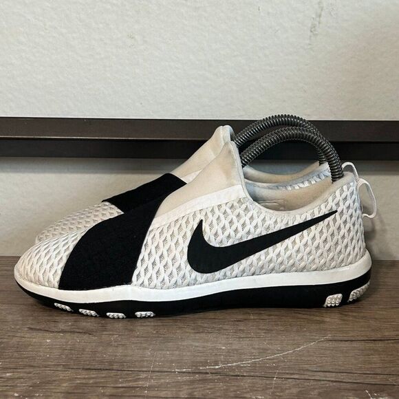 Nike Shoes - Nike Free Connect Women’s Athletic Running Shoes Size 6.5 White
